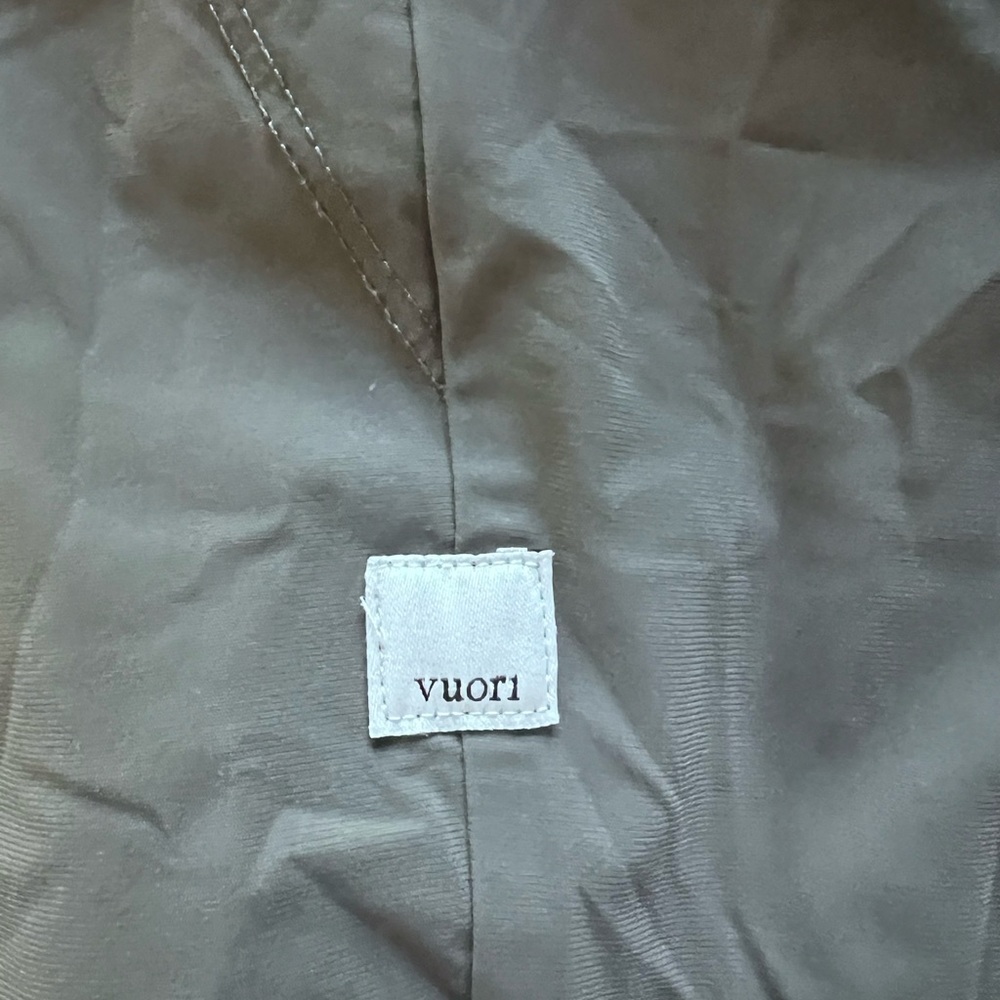 Vuori Olive Green jogger pants size small
